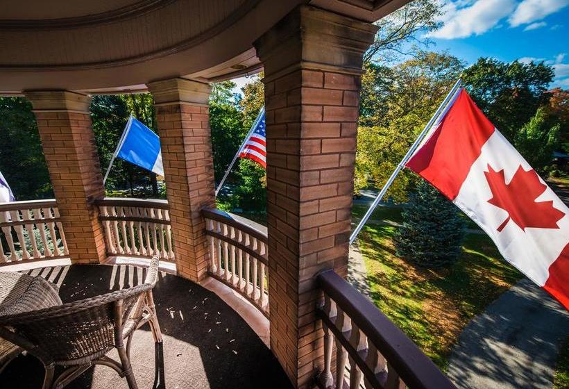 مبيت وإفطار Château La Motte Guest House