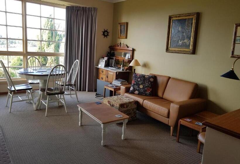 تختخواب و صبحانه Cornwall Cottage