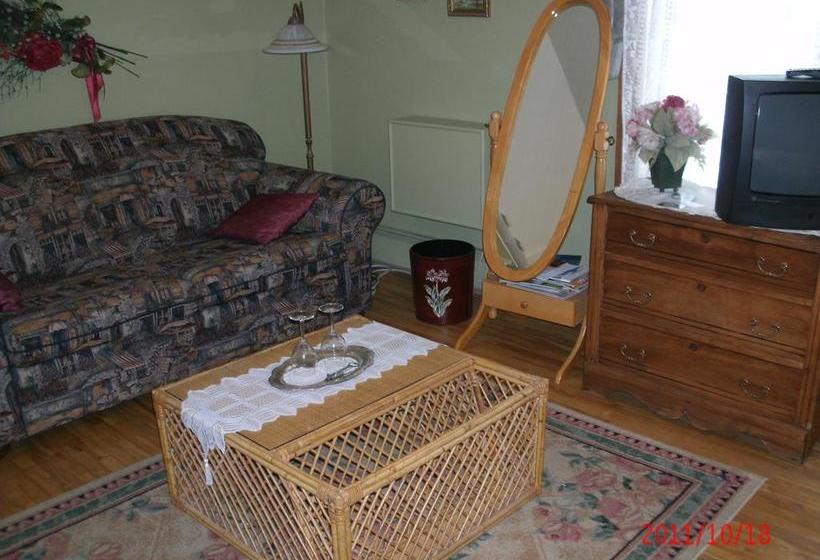 مبيت وإفطار Ici Et Maintenant