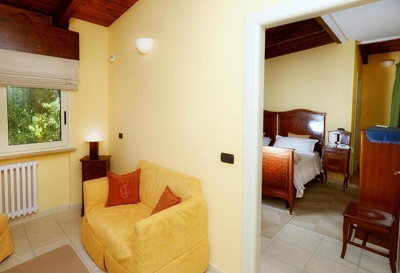 مبيت وإفطار Tenuta Monaci La Murra