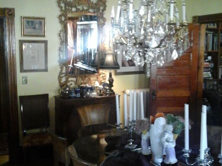 Bed and Breakfast The Coach House