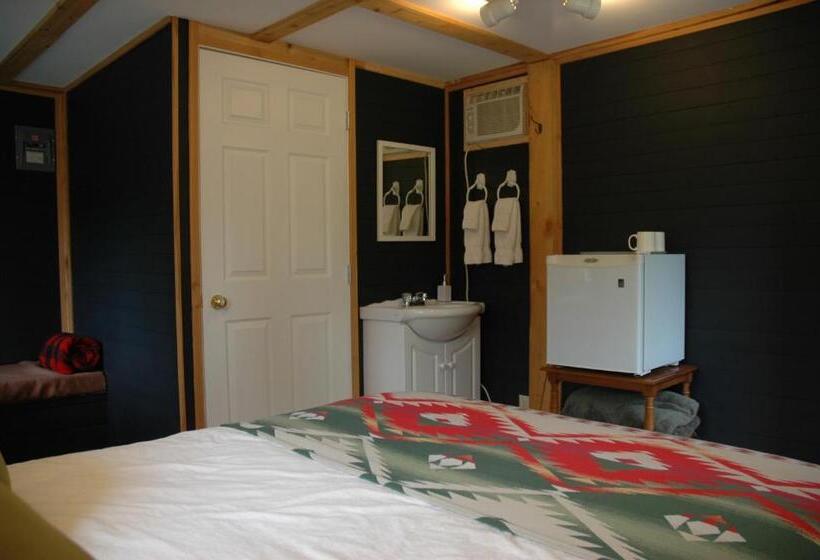 Bed and Breakfast The Rusty Antler Cabin