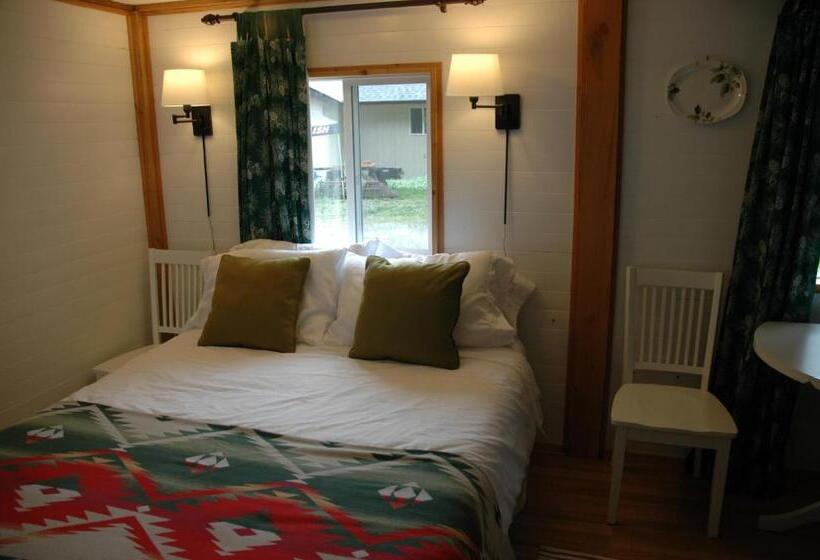 Bed and Breakfast The Rusty Antler Cabin