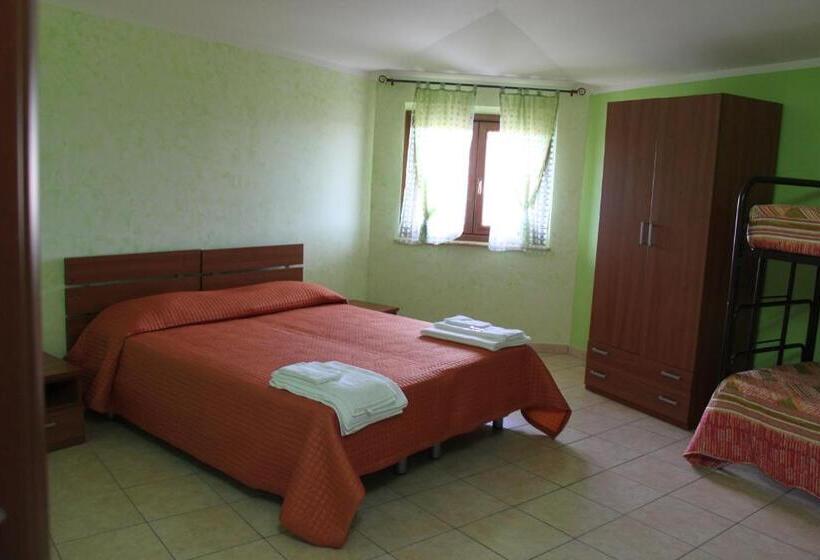 Bed and Breakfast Yellow House