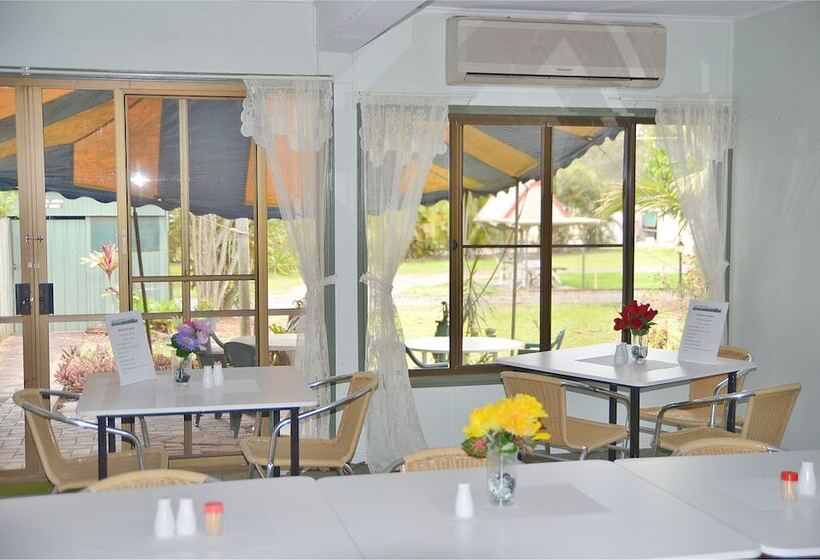 Beerwah Glasshouse Motel