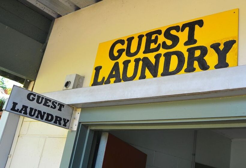 Beerwah Glasshouse Motel