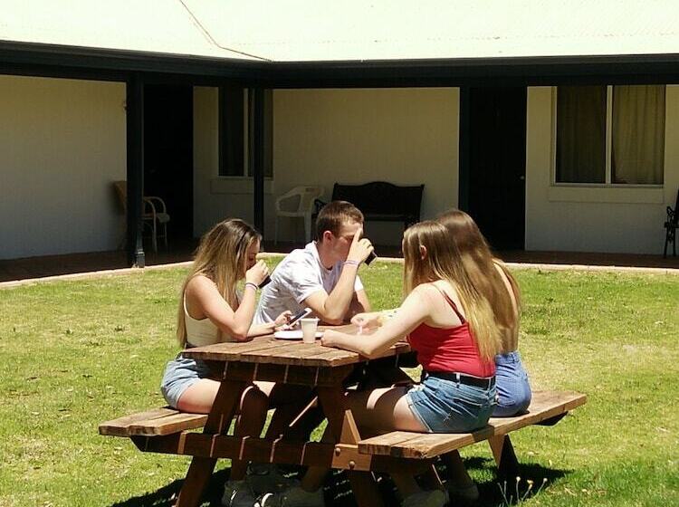 Busselton Ithaca Motel