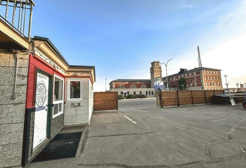 Capone's Hideaway Motel