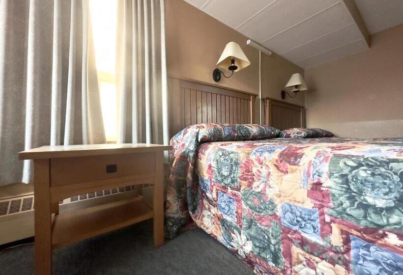 Capone's Hideaway Motel