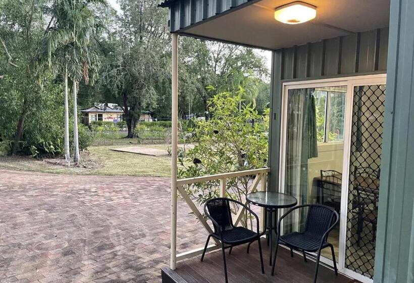 Darwin Boomerang Motel And Caravan Park