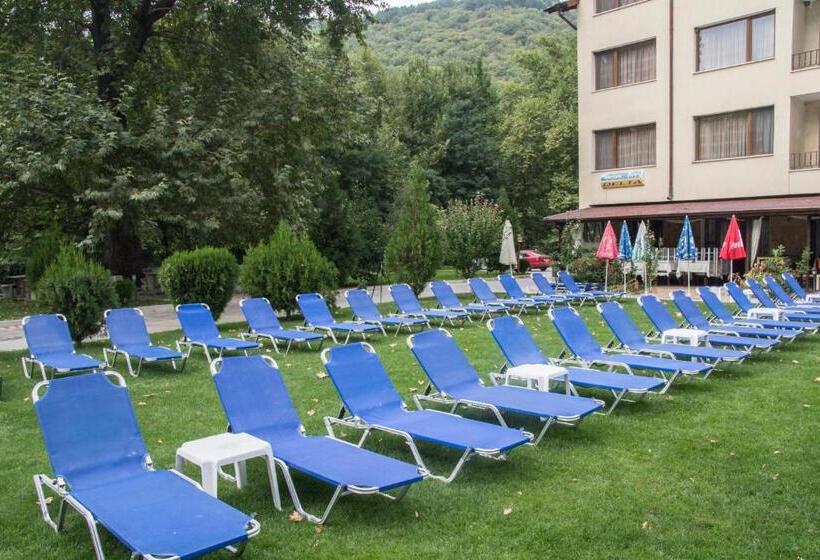 Family Hotel Delta