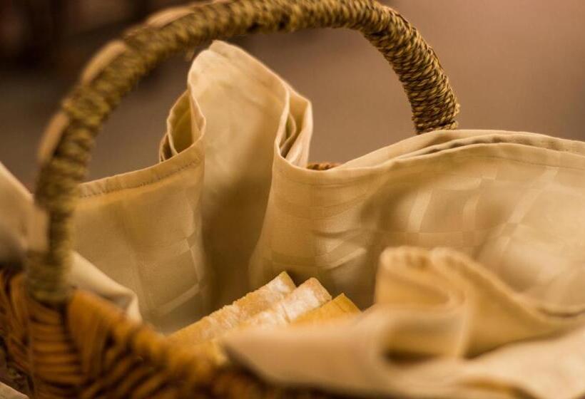 Family Hotel Saint Iliya