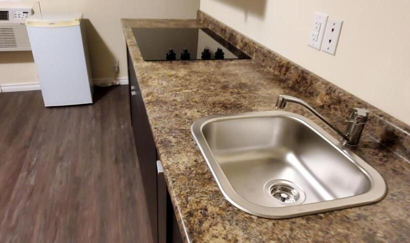 فندق Agassiz Park Lodge