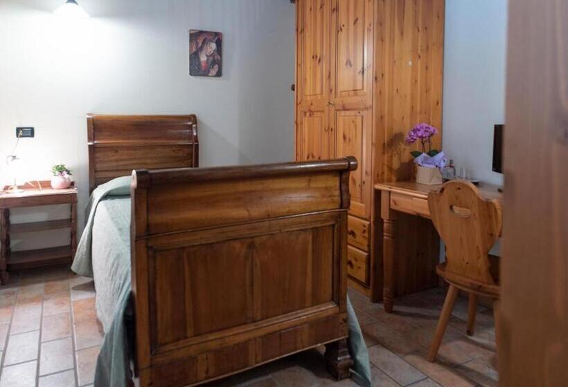 בית מלון כפרי Agriturismo Il Palazzone