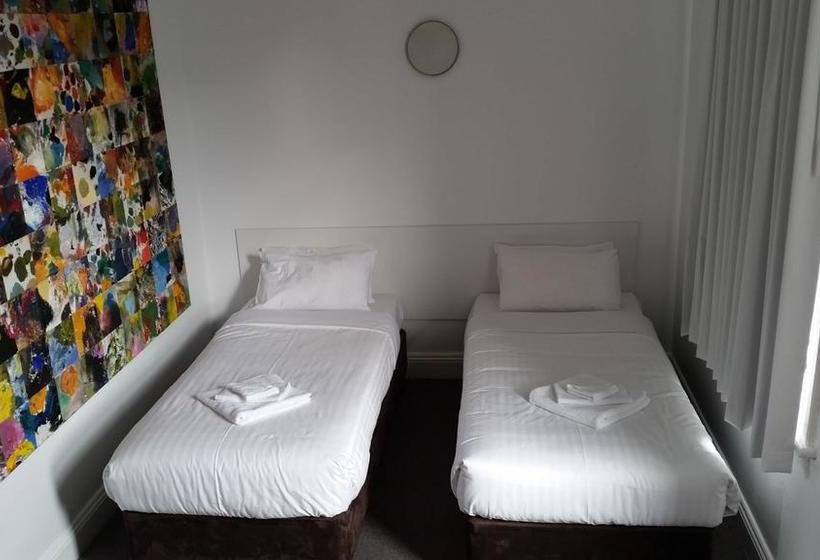 בית מלון כפרי Akara