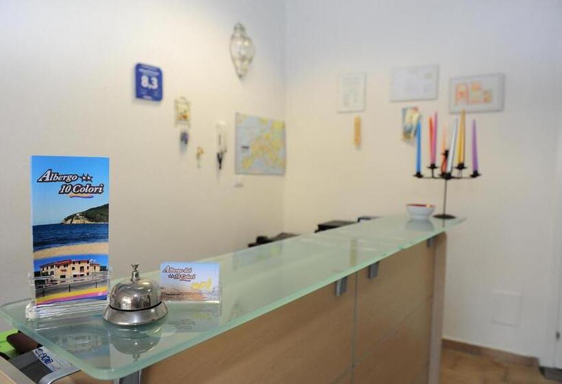 Отель Albergo Dei 10 Colori