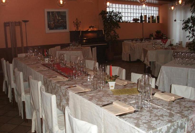 Отель Albergo Michieletto