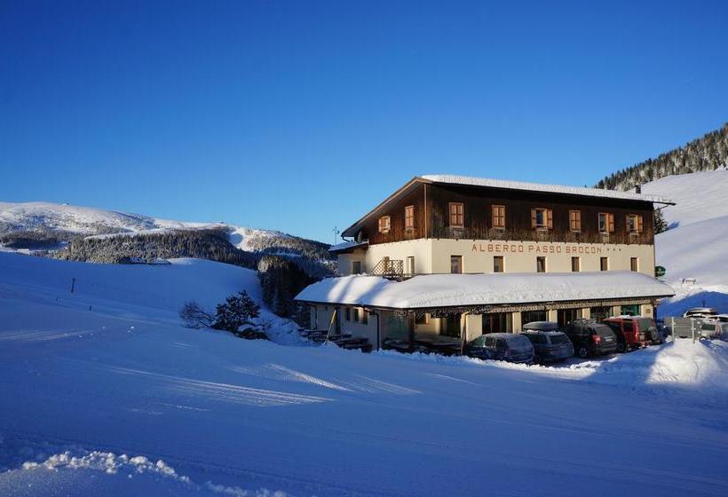 בית מלון כפרי Albergo Passo Brocon