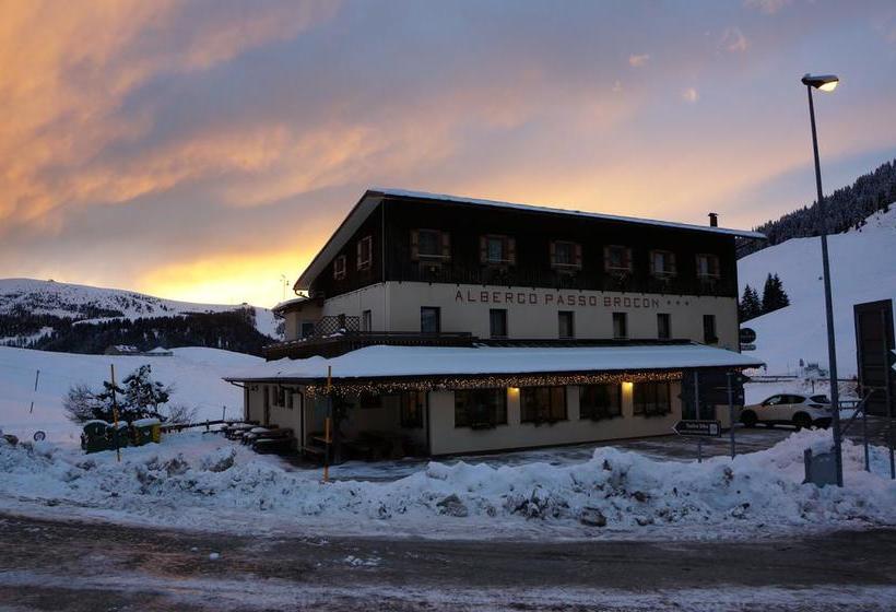 בית מלון כפרי Albergo Passo Brocon