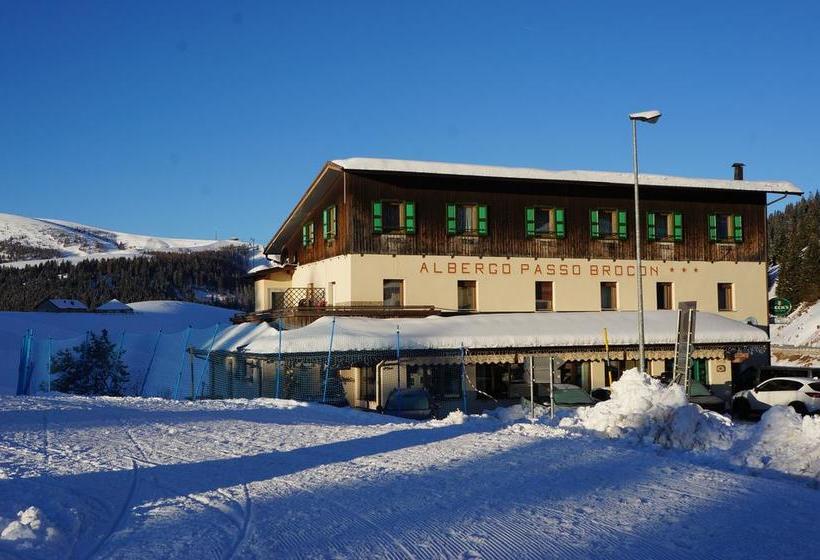 בית מלון כפרי Albergo Passo Brocon