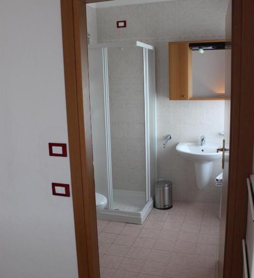 فندق Albergo Passo Brocon