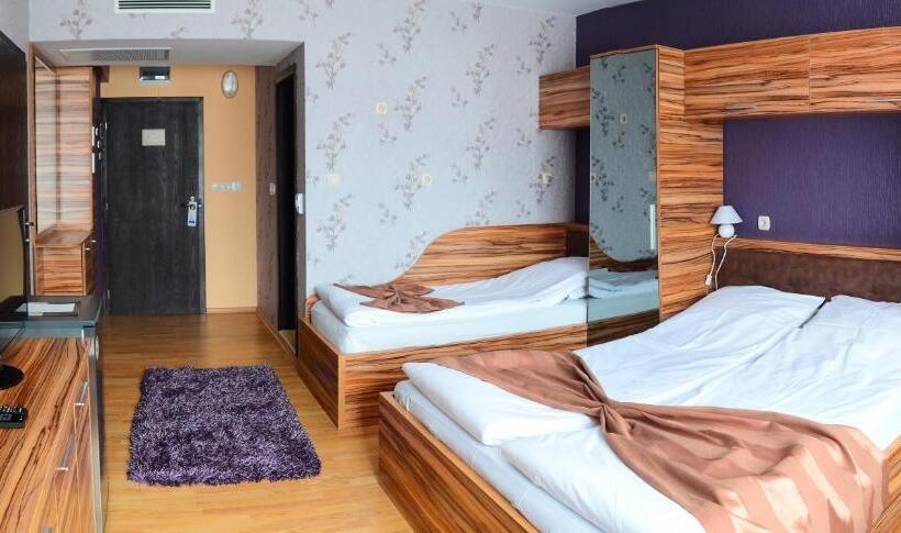 בית מלון כפרי Alegra