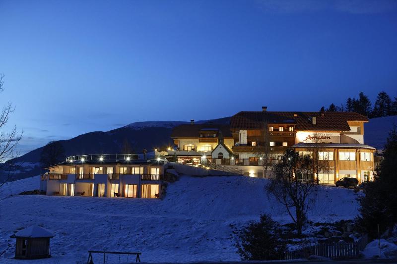 בית מלון כפרי Amaten