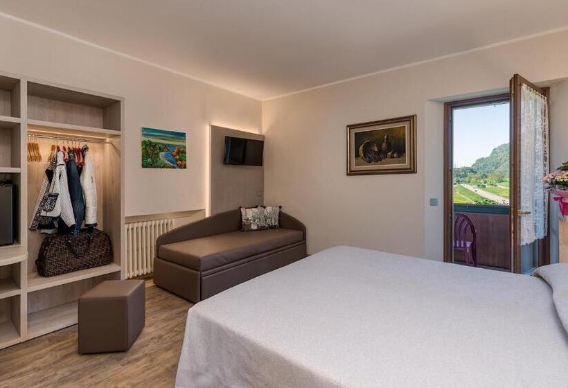 בית מלון כפרי Aurora