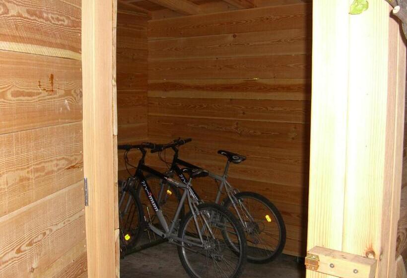 בית מלון כפרי Aurora