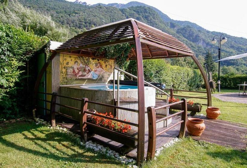 בית מלון כפרי Aurora