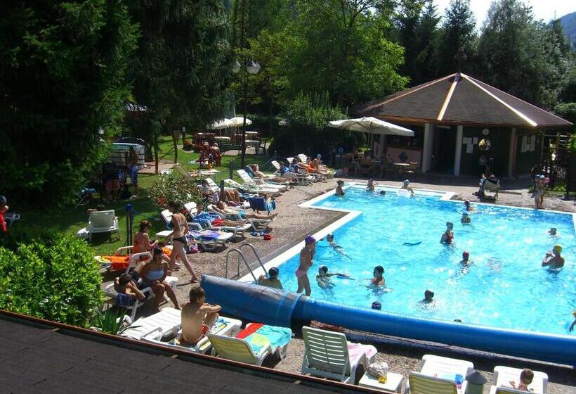 בית מלון כפרי Aurora