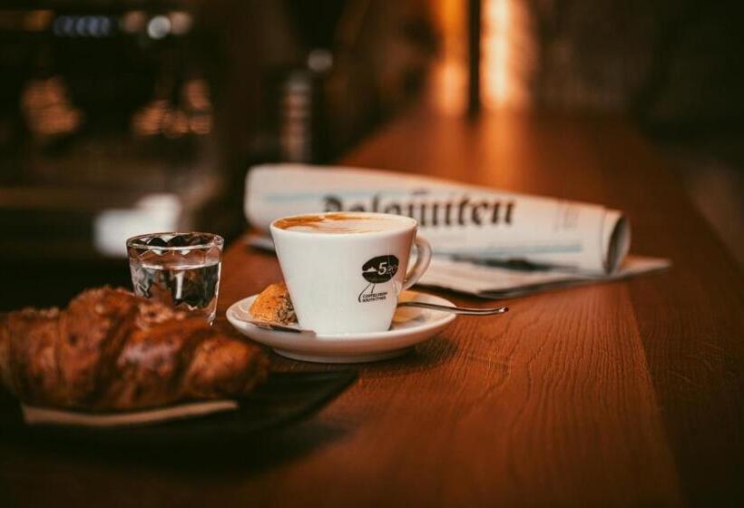 בית מלון כפרי B&b Feldmessner