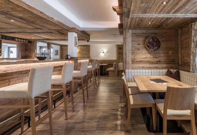 בית מלון כפרי B&b Feldmessner