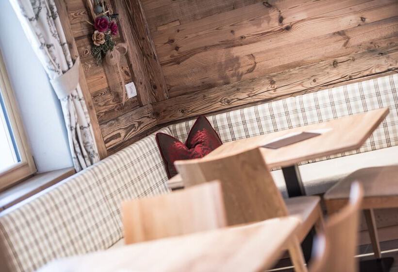 בית מלון כפרי B&b Feldmessner