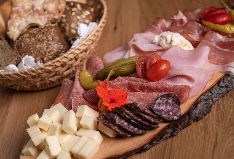 בית מלון כפרי B&b Feldmessner