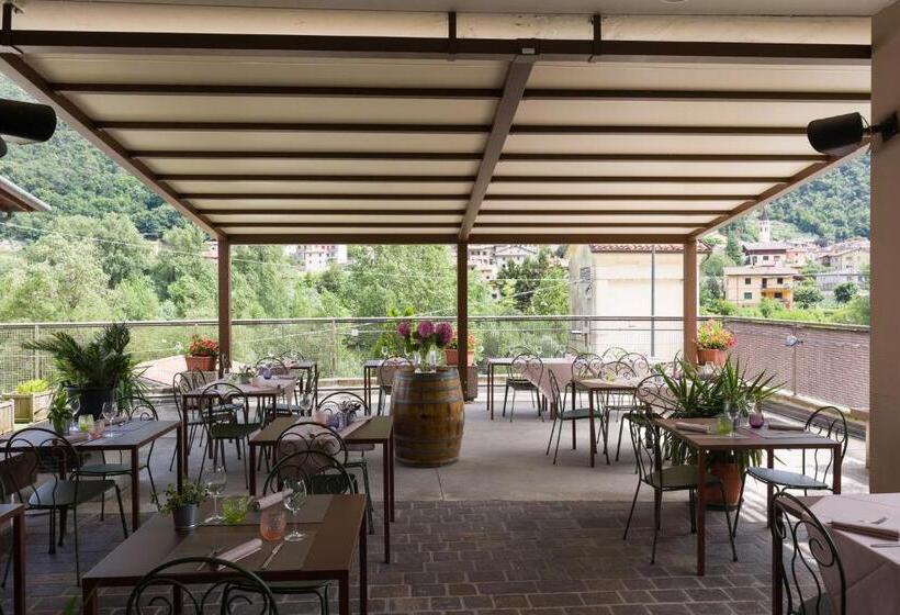 בית מלון כפרי Contra  Contarini