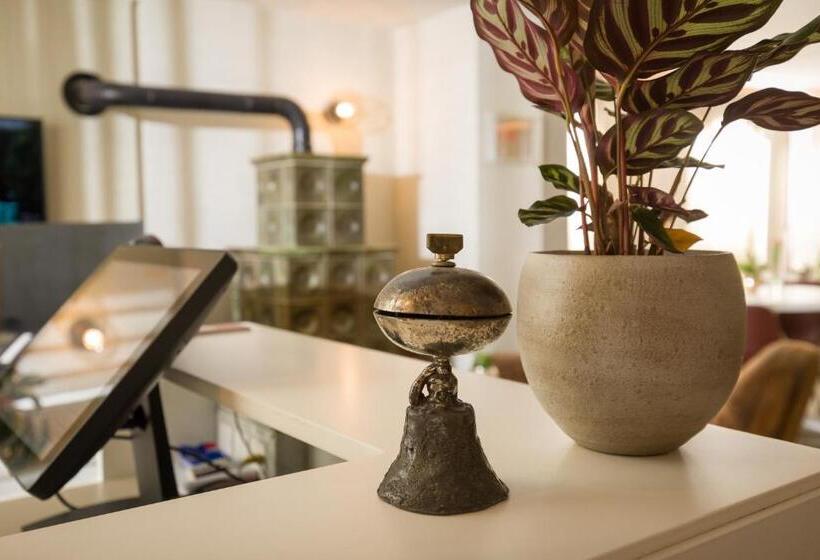 בית מלון כפרי Contra  Contarini