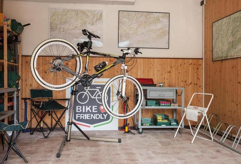 בית מלון כפרי Contra  Contarini