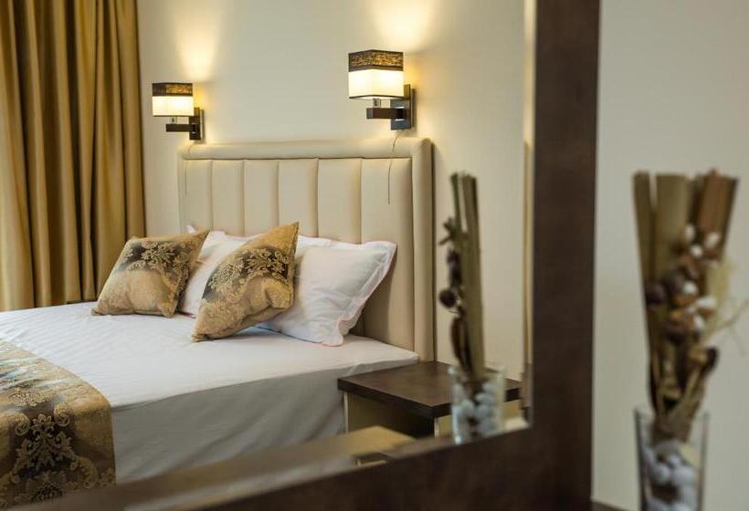 ホテル Emmar Zlatograd