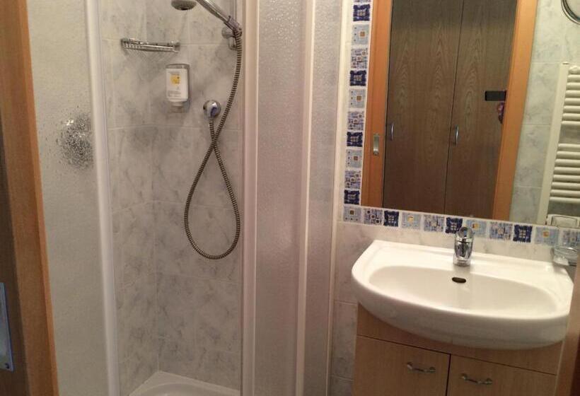 ホテル Garni Paler