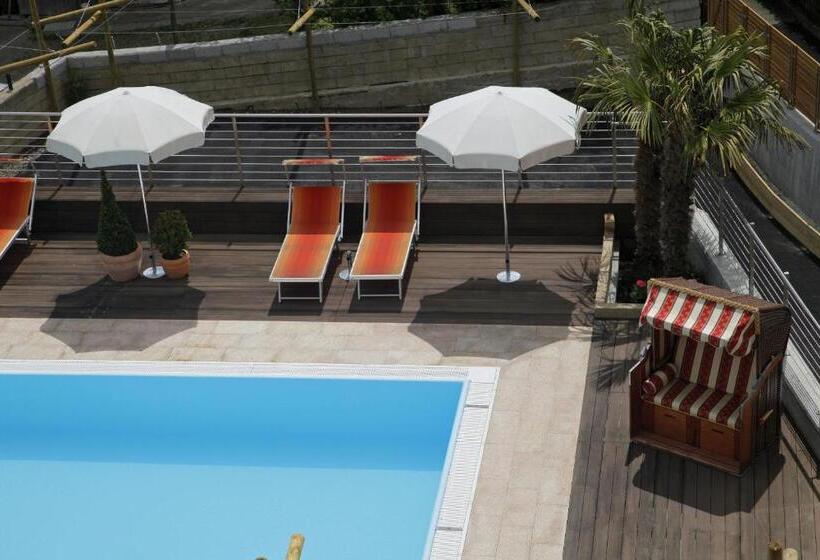 ホテル Garni Paler