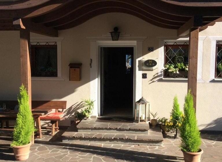 ホテル Garni Paler