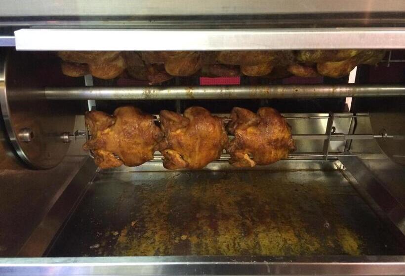 ホテル Garni Schneeburghof