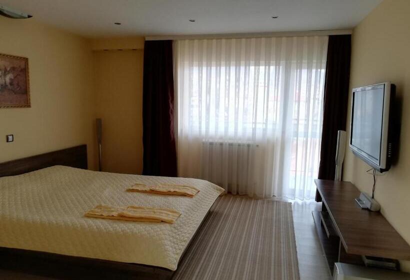 בית מלון כפרי Heat Complex Family