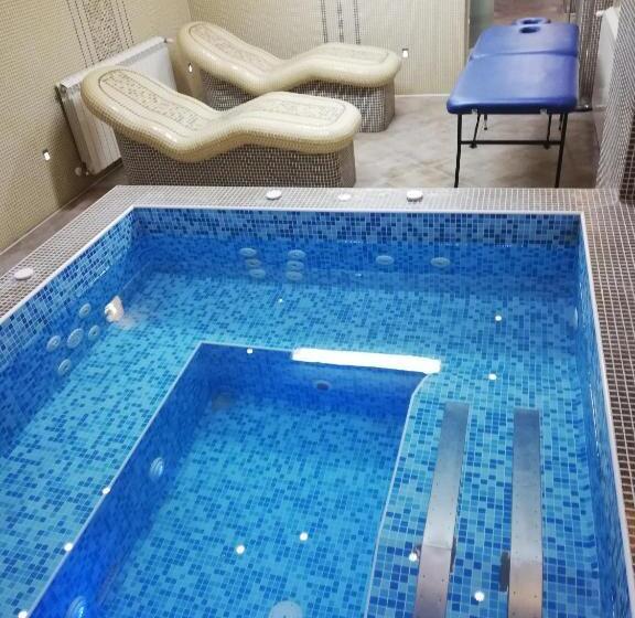 בית מלון כפרי Heat Complex Family