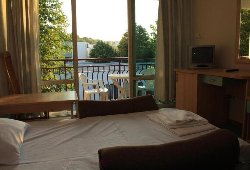 Отель Kristel Park All Inclusive Light