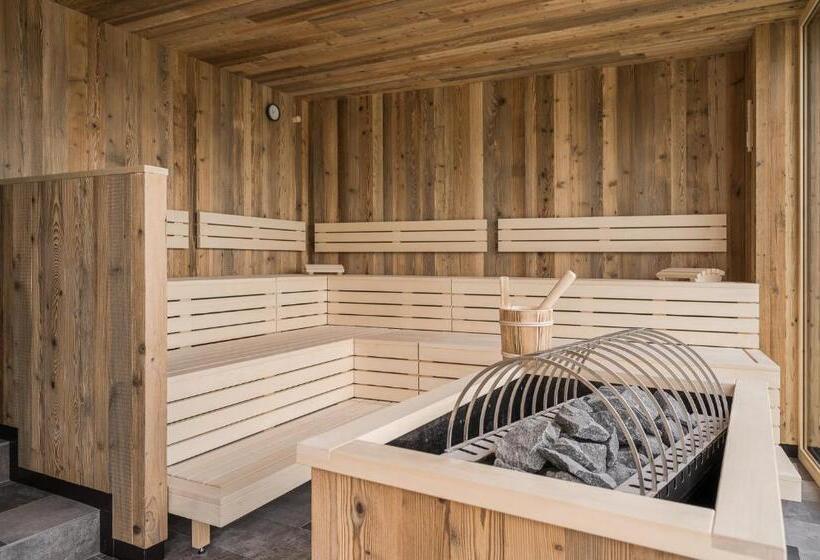 Отель Landsitz Stroblhof