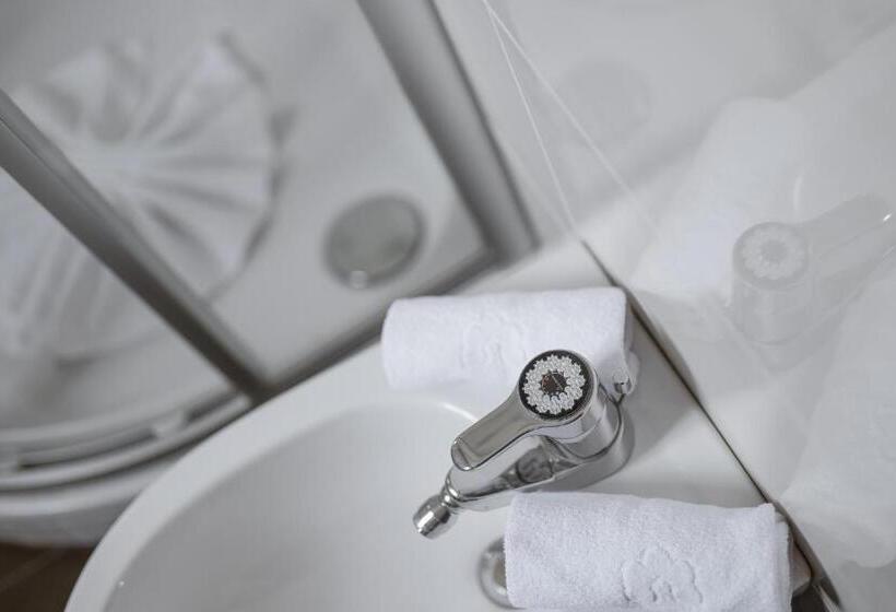 Отель Landsitz Stroblhof