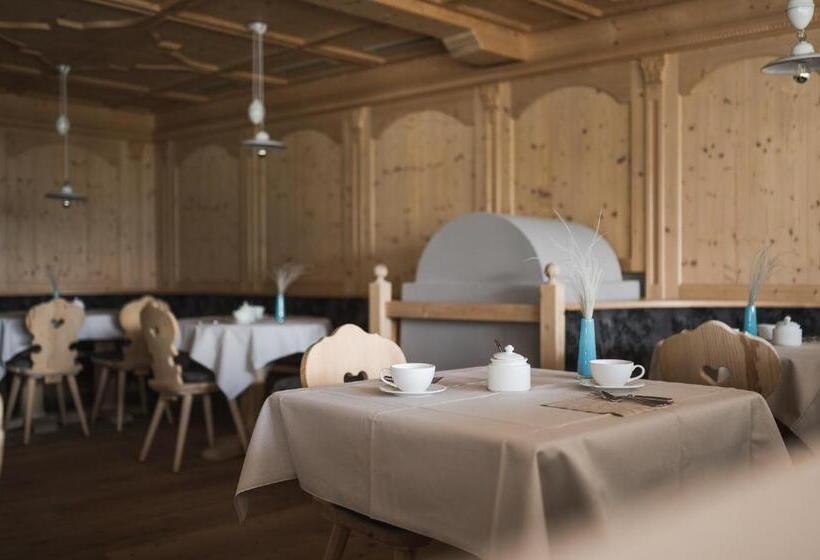 Отель Landsitz Stroblhof