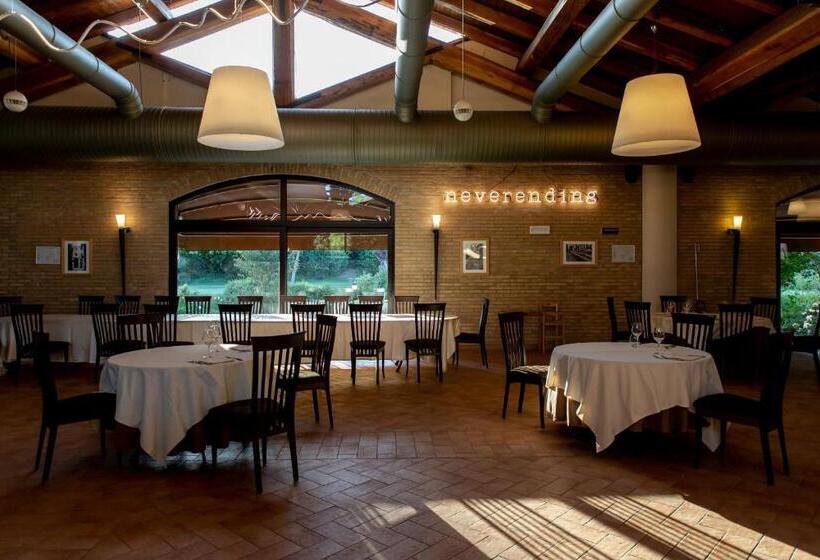 هتل Magione Papale Relais